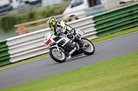 Vintage-motorcycle-club;eventdigitalimages;mallory-park;mallory-park-trackday-photographs;no-limits-trackdays;peter-wileman-photography;trackday-digital-images;trackday-photos;vmcc-festival-1000-bikes-photographs